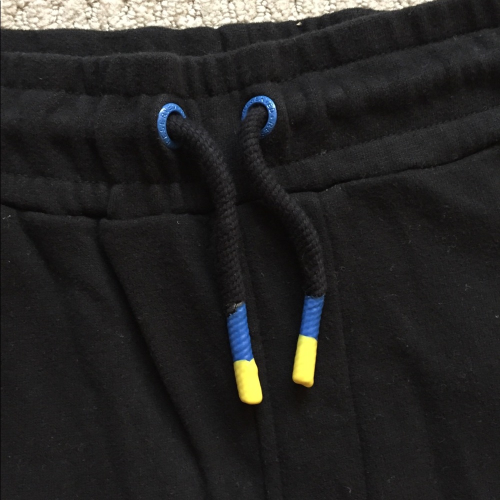 Reserved Pants - Picture 2 of 6